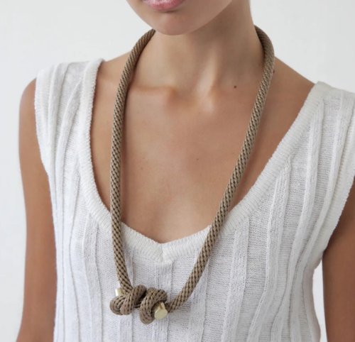 Sacred Knot Choker - Olive